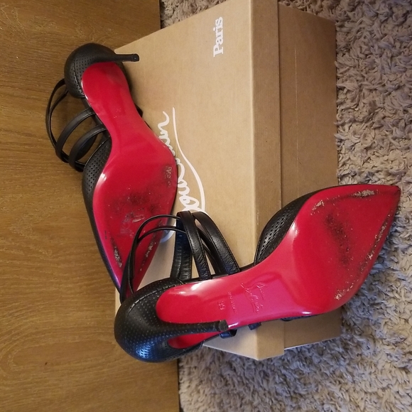 🔥Christian Louboutin authentic black perforated leather heels 🔥👠- Picture 4 of 4
